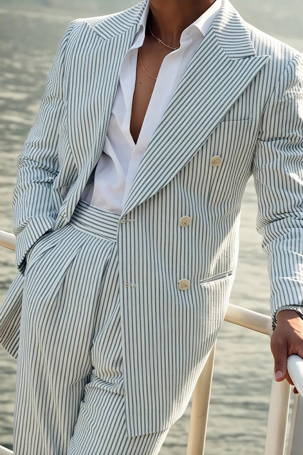 MANSSINO™ | Men's Seersucker Double-Breasted Peak-Lapel 2-Piece Suit