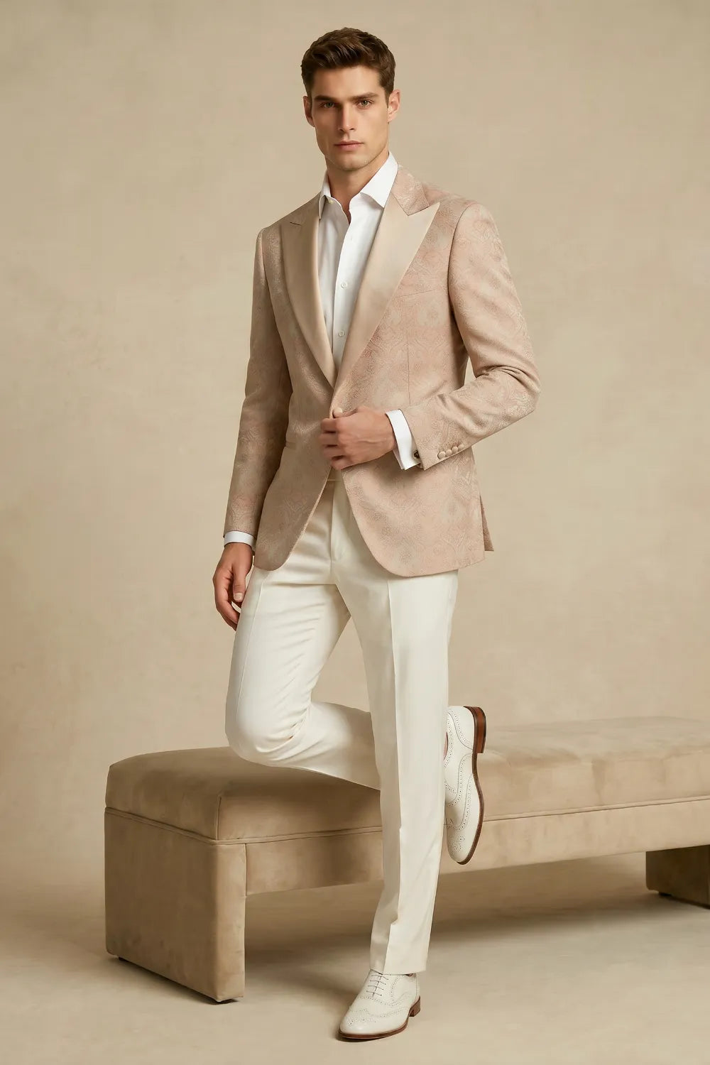 MANSSINO™ | Men's Champagne Jacquard Peak Lapel 2-Piece Suit