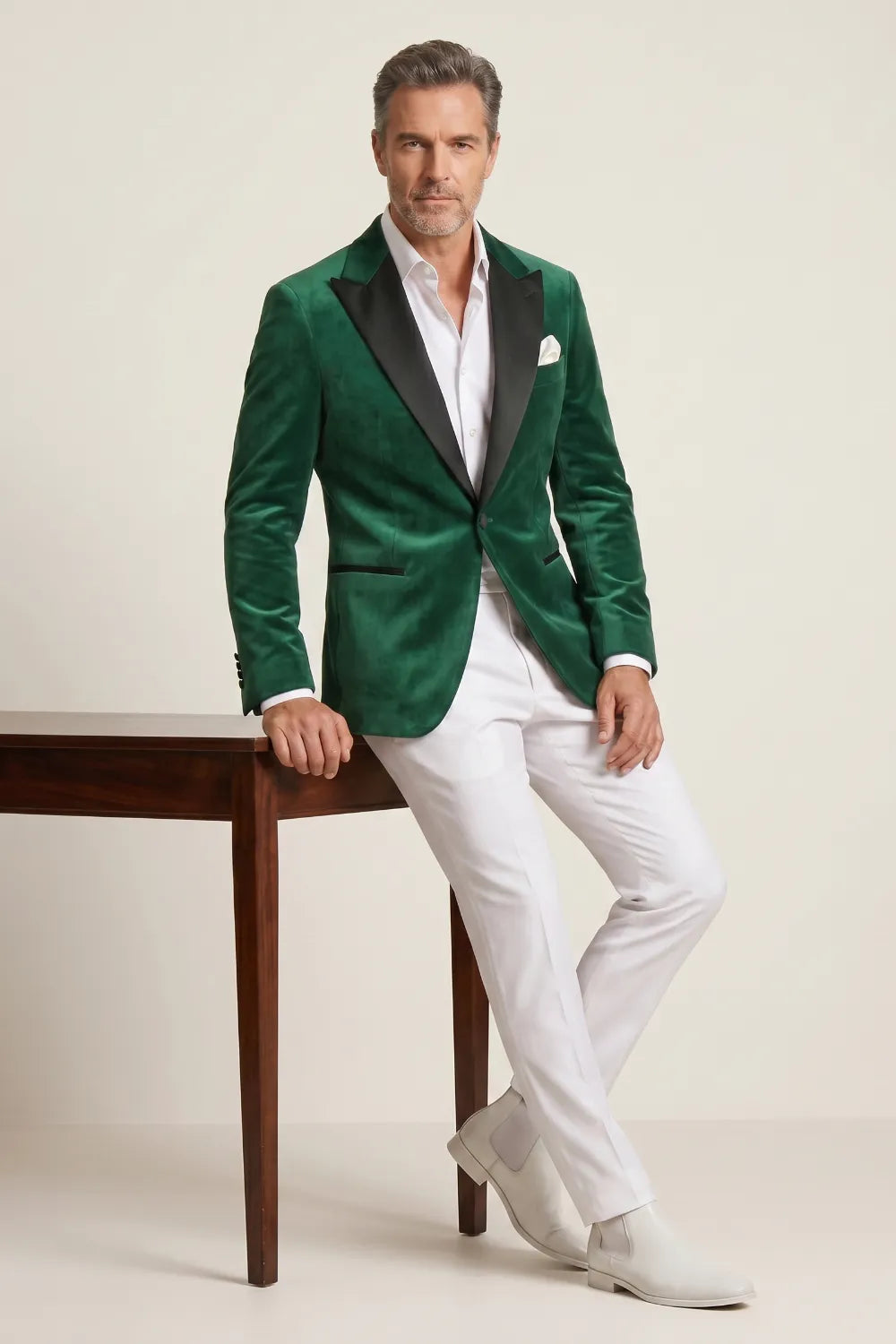 MANSSINO™ | Men's Emerald Green Velvet Black Peak-Lapel 2-Piece Tuxedo Suit